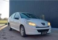 Peugeot 207 Compact Sedán