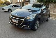 Peugeot 208 Feline 1.6 Vti