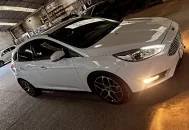 Ford Focus Titanium 5p