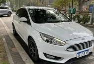Ford Focus Titanium